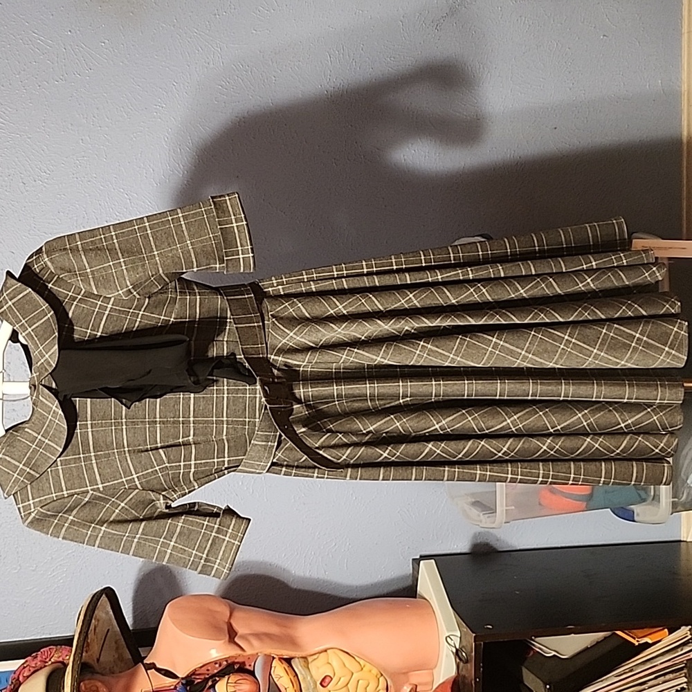 British Retro high neck day dress, gray tartan size 12 UK so 10 US